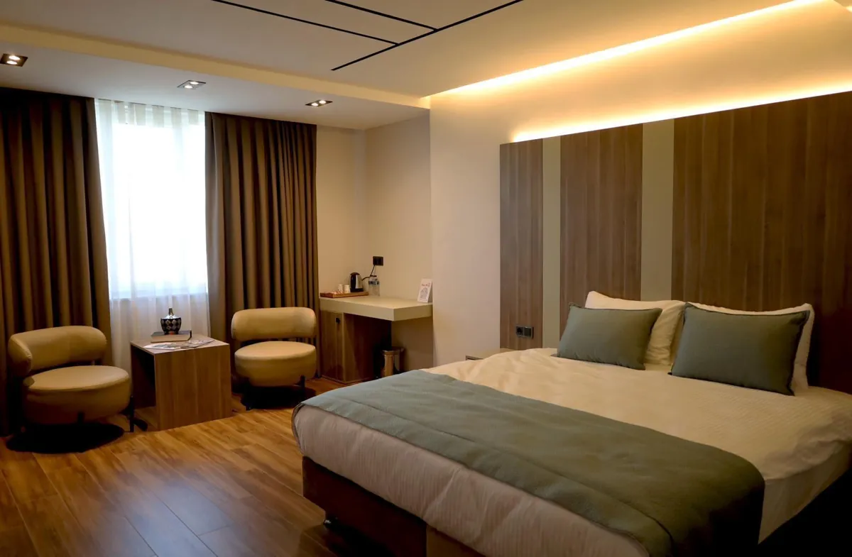 Hotelzimmer mit Sitzecke im Hotel Premium Boutique in Istanbul